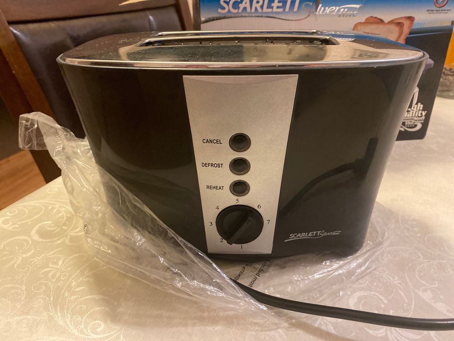 Продам тостер Scarlett