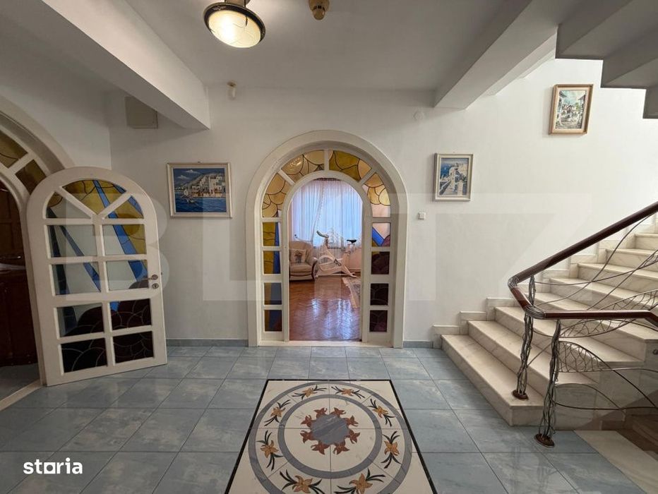 Casa premium, ultracentrala  cu piscina si 1249 mp teren.