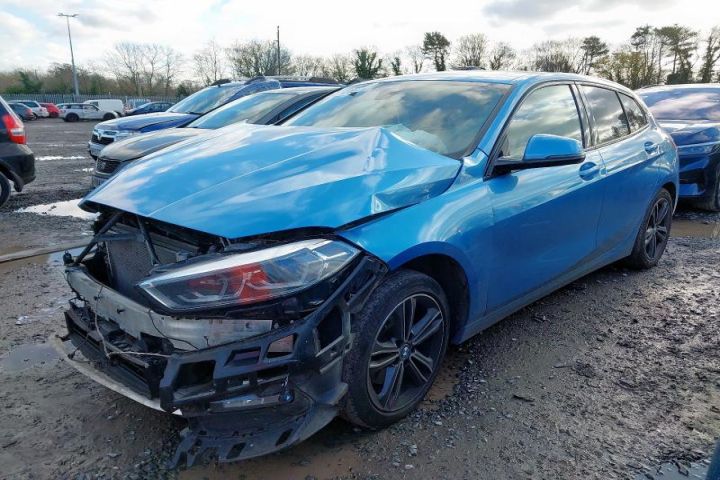 Dezmembrez BMW Seria 1 F40