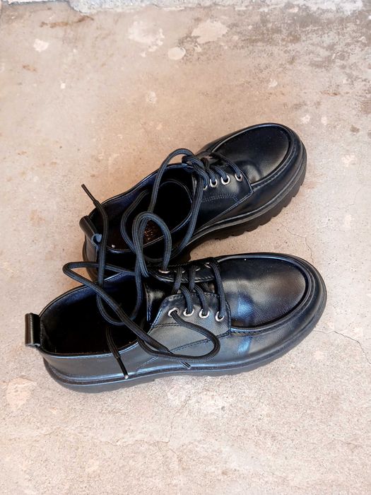 Ниски пролетни обувки.