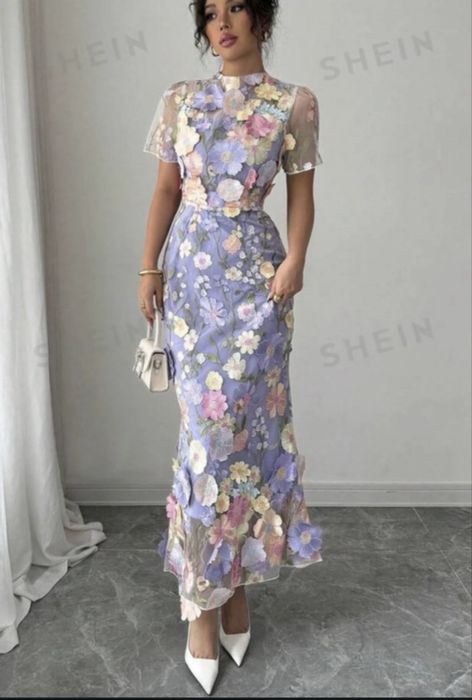 Vând rochie elegantă