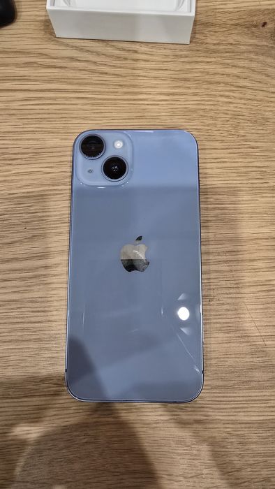 Продавам iphone 14 128 GB Blue