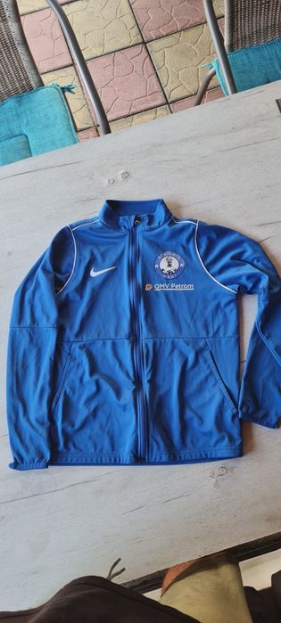 Vand echipament copil Viitorul/Farul