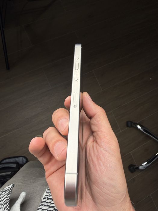 Iphone 16 pro max 512 gb 94% baterie, fara defecte