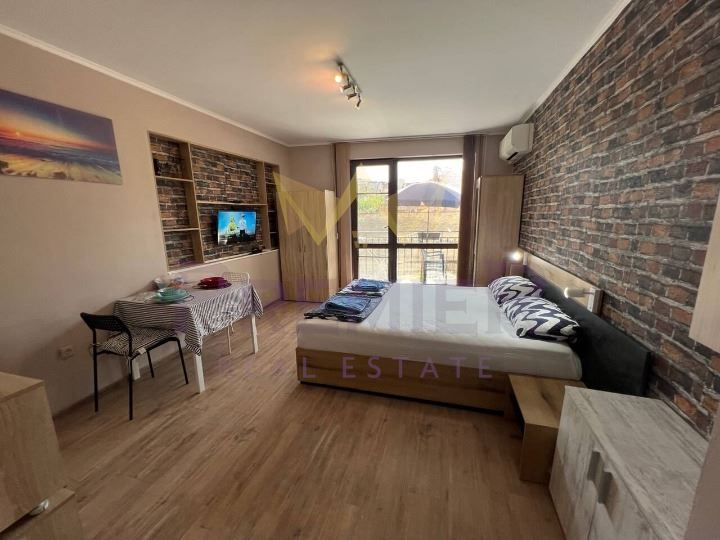 Дава се под наем Едностаен апартамент в Варна, Център - 40 кв.м за 331.5 € - Снимка #3