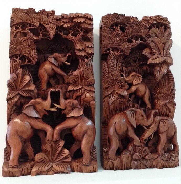 Set tablouri,basorelief cu elefanți lemn masiv