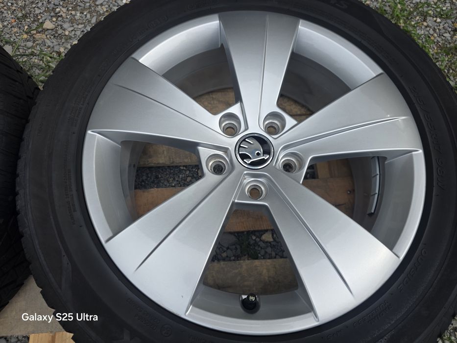 Лети джанти 17ки 5х112 Skoda + всесезонни гуми 215/55/17 Hankook