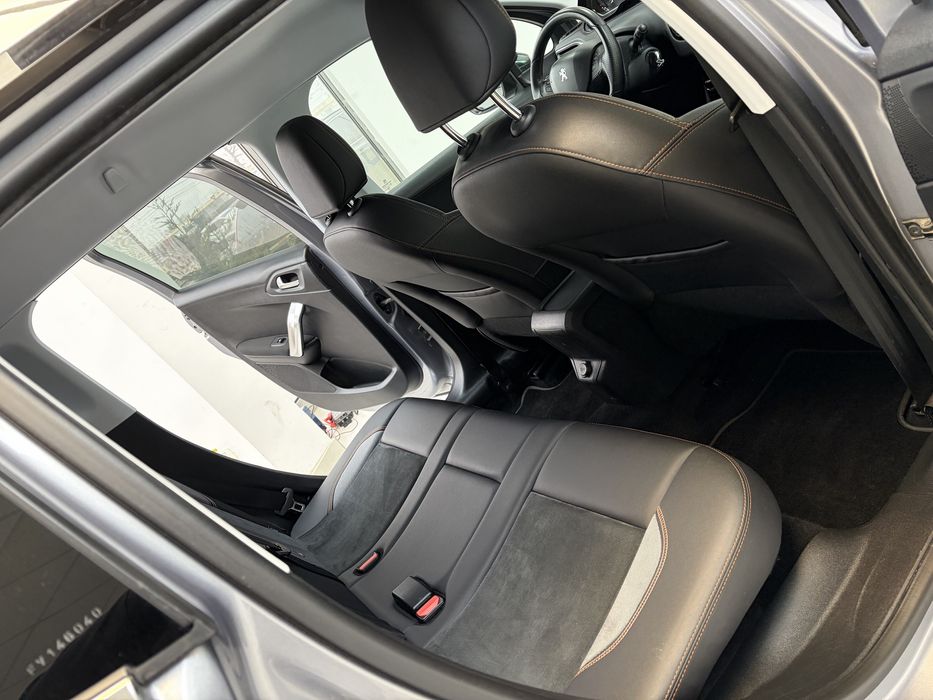 Peugeot 2008 Cross 2016/01 Allure - Finantare Rate Garantie