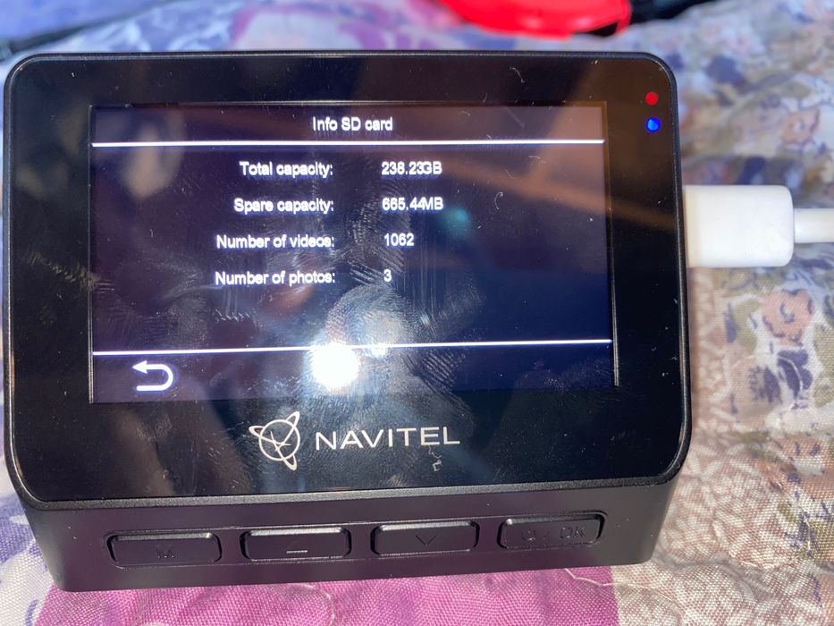 Двоен dashcam (Navitel rs990 GPS)