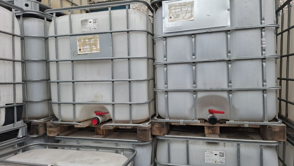 Продам бочки еврокуб в хорошем состояни