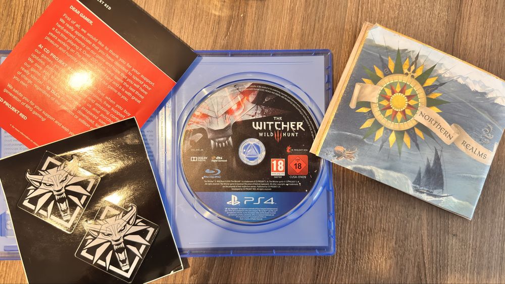 The Witcher 3 God of War Back 4 Blood PS4