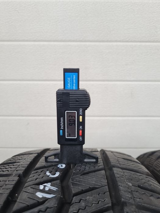 Зимни гуми за Бус 4 броя HANKOOK Icept LV 215 60 R17C дот 3820