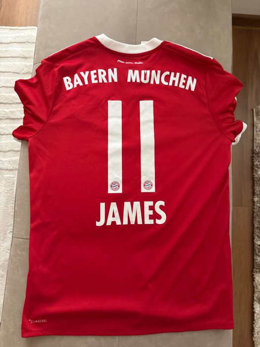 Тениска Bayern Munchen с име и номер