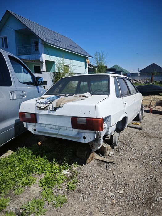 Срочно продается Ваз 21099 !!