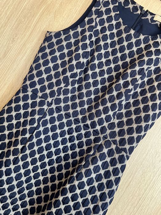 Елегантна дамска рокля Banana Republic