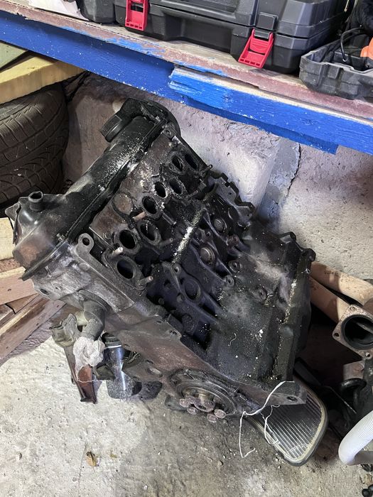 Продаётся матор 2.0 обьем