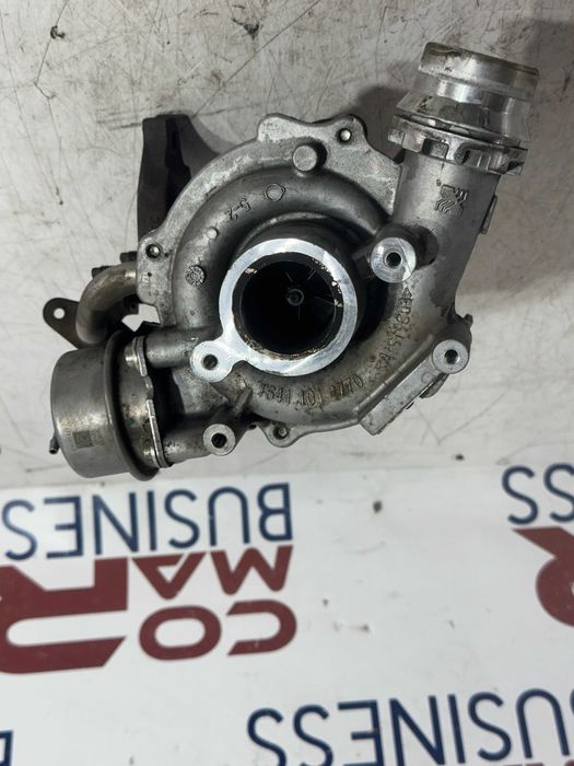 Dezmembrari Turbosuflanta Dacia Duster motorizare 1.5 euro 6 HJD cod piesa H821369359