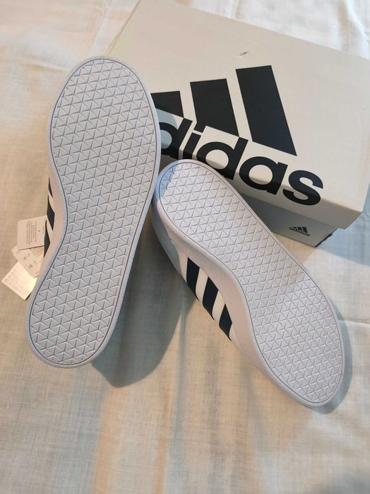 Adidasi   Adidas