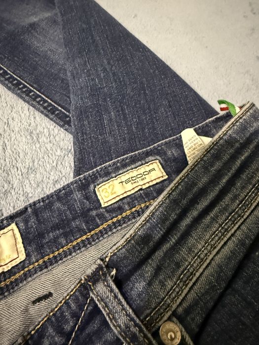 Мъжки дънки на Teodor и панталон на Zara