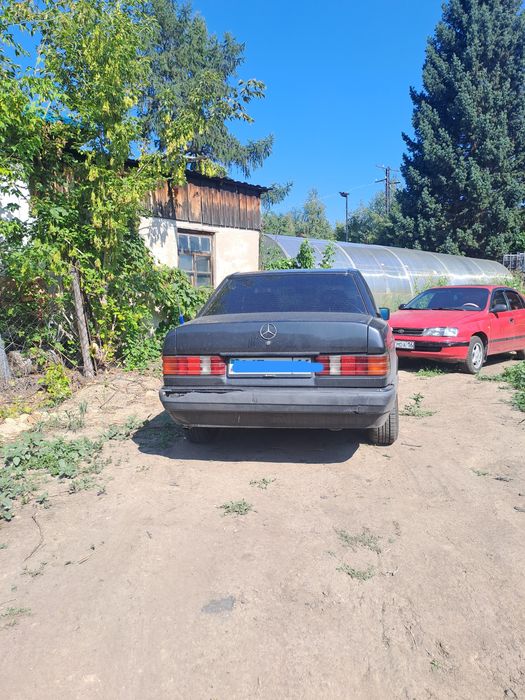 Продам Mercedes 190