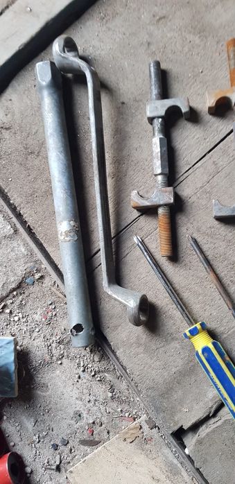 Продам ключи  накидные роковые разные