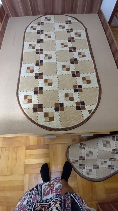 Vând  un covor și două carpete