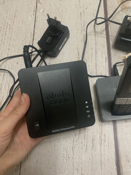Беспроводной IP-телефон Cisco SPA302D
