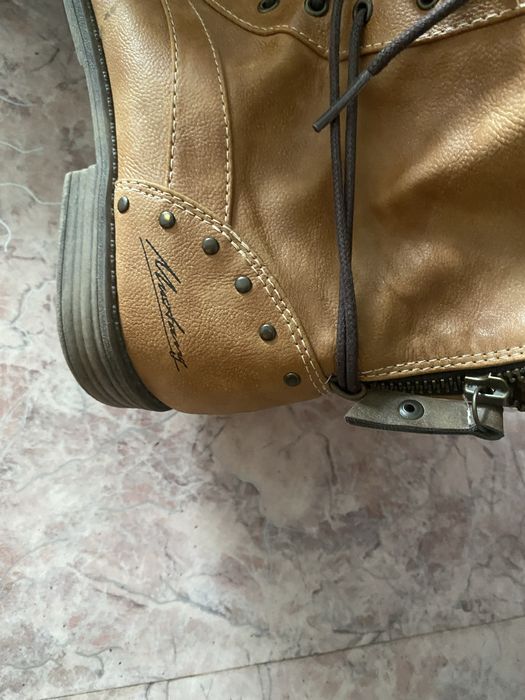 Женские ботинки «мустанг»