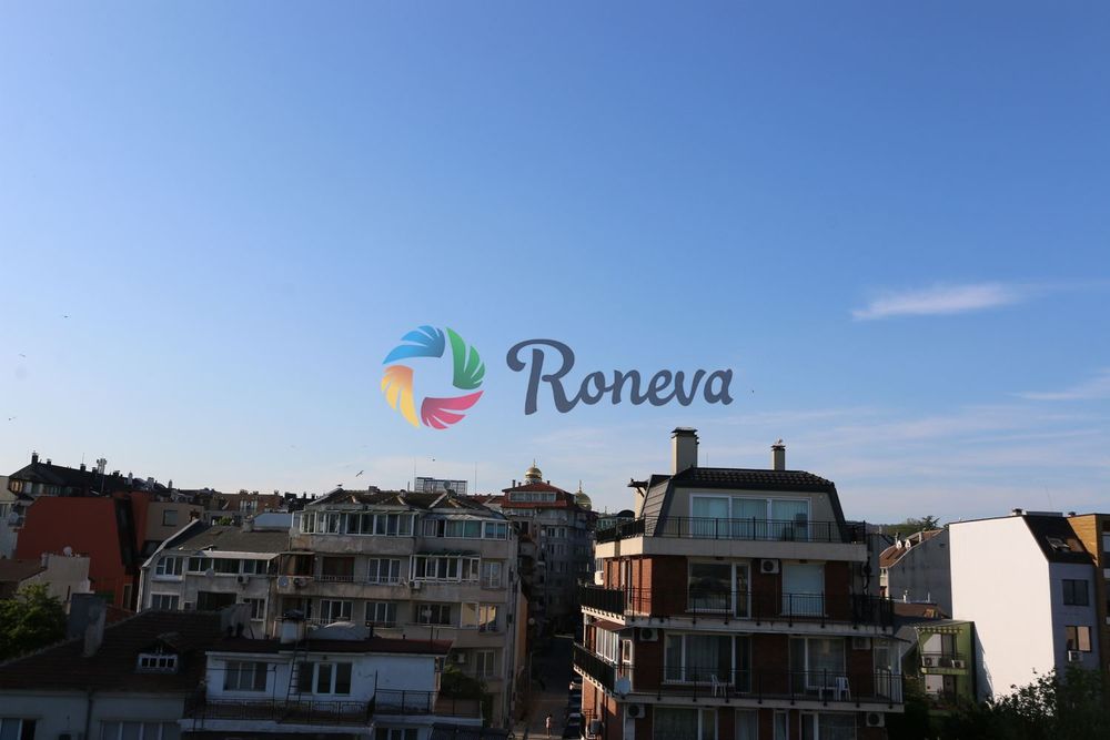 Дава се под наем Тристаен апартамент в Варна, Център - 125 кв.м за 1495.83 € - Снимка #11