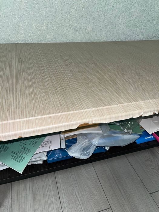 Журнальный столик