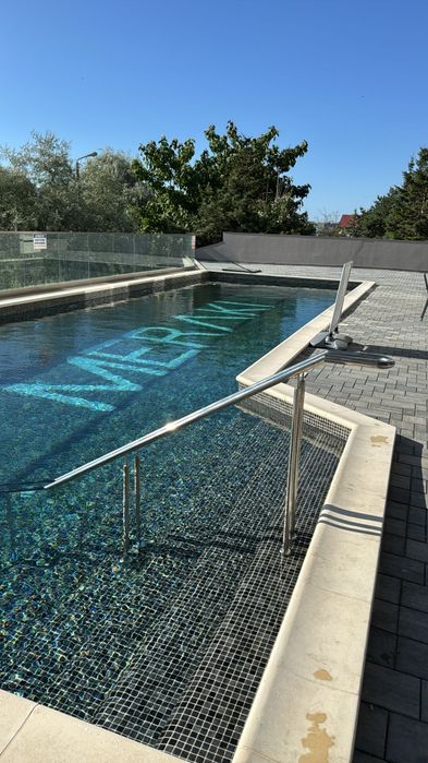 Inchiriez apartament 2 camere in Mamaia Nord, 2 piscine