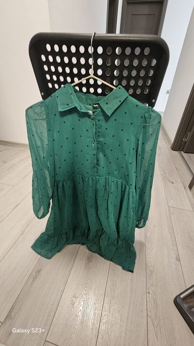 De vanzare rochite fetițe 6-7 ani