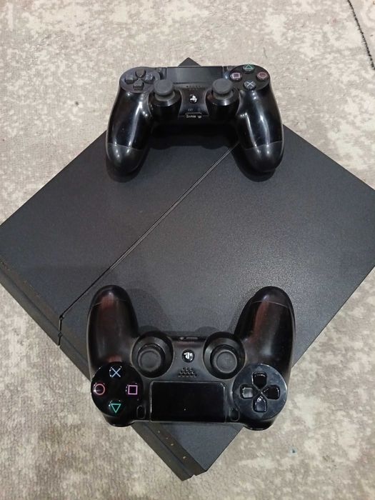 Продается Play Station 4