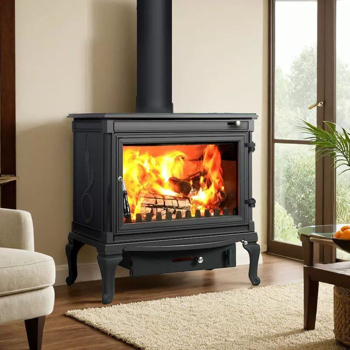 Продаются камины чугунные