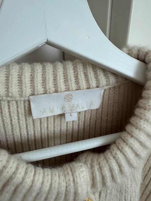 Cardigan Ami Amalia L