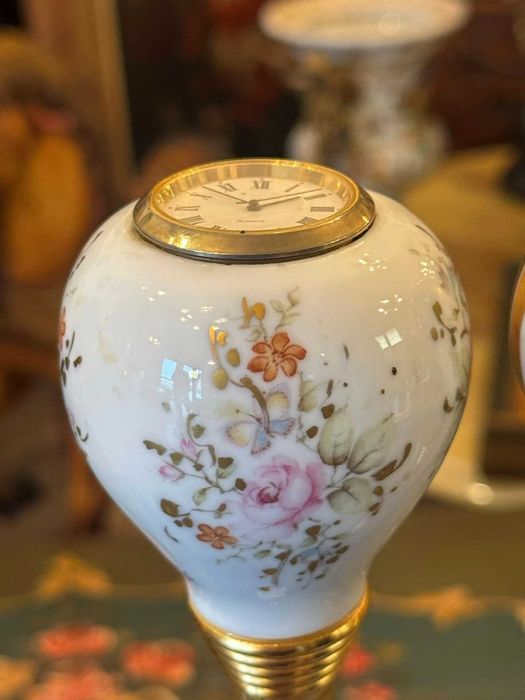 Colecție de bastoane cu mânere din porțelan( 1870,Italia)