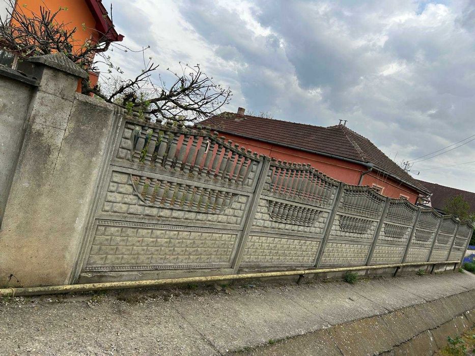 Casa 4 camere, Biharia