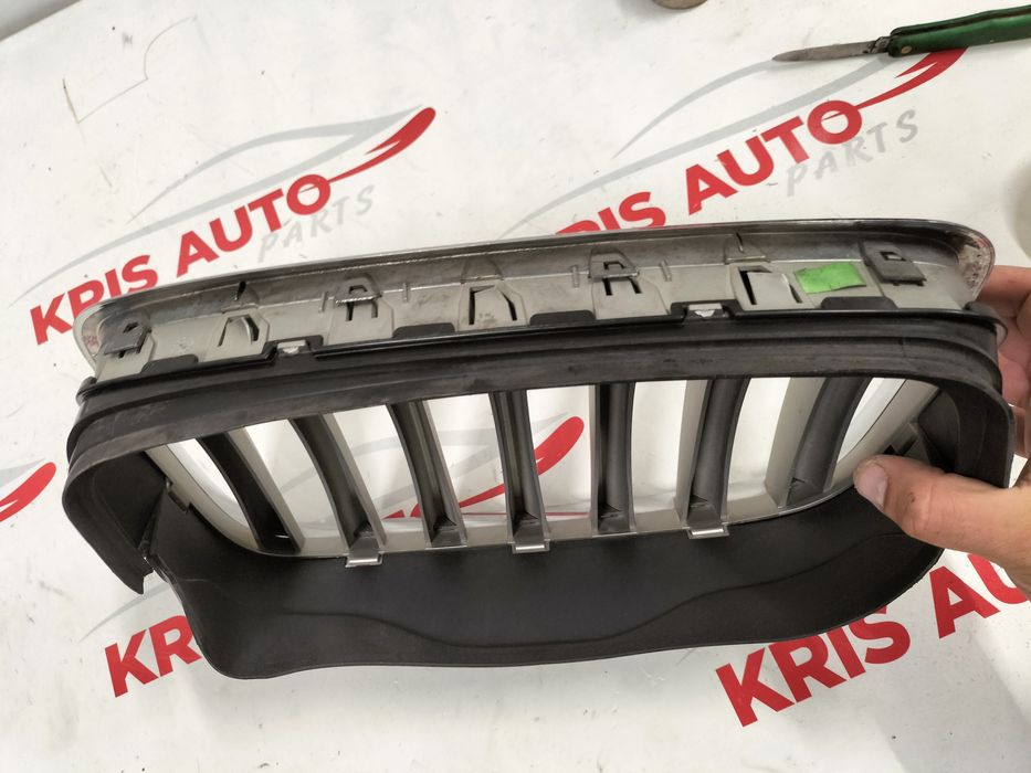 Десен Бъбрек BMW Х5 Е70 2012 / БМВ Х5 Е70 2012г