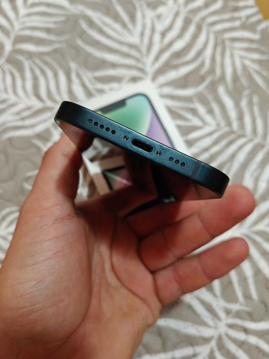 iPhone 14 128GB in cutie stare excelentă