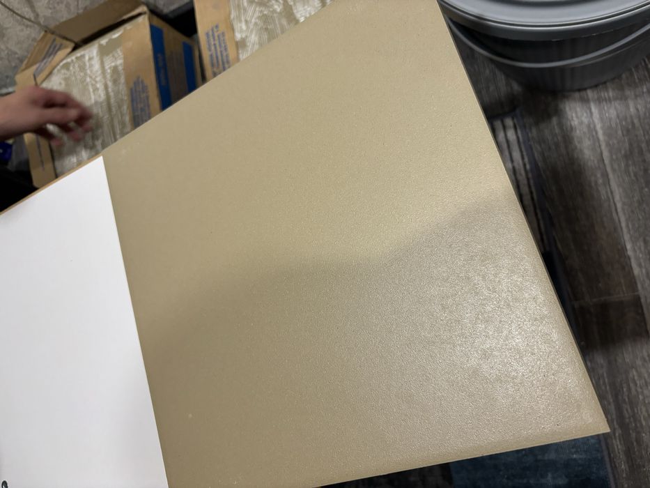 Кафель отдам чисто за символическую цену