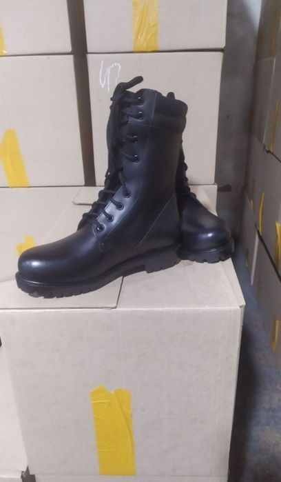 Ботинки с высокими берцами натуральная кожа новые в количестве