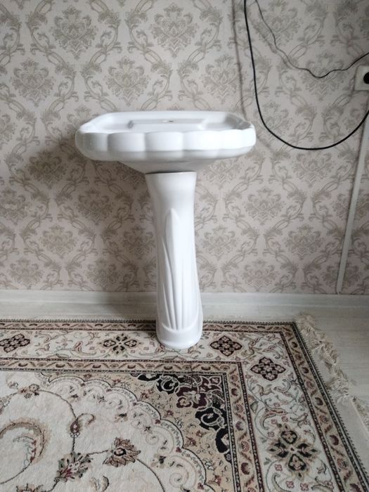 Раковина для ванной комнаты