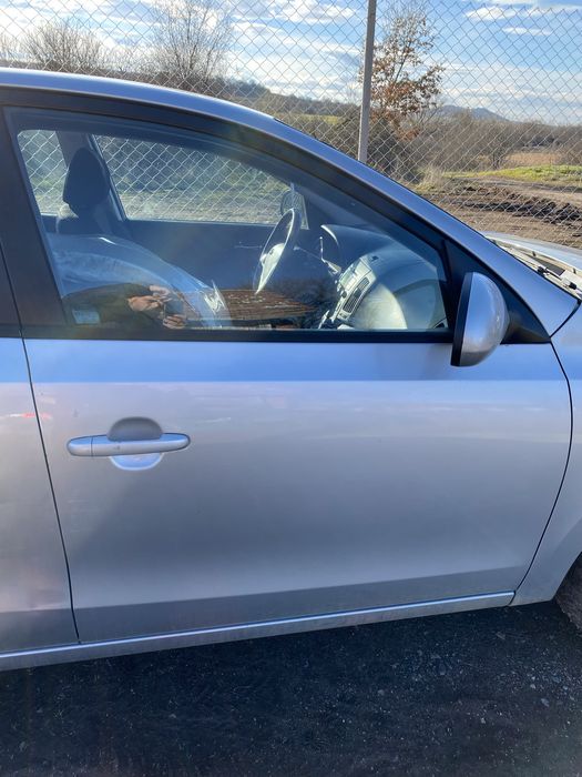 Предна дясна врата Hyundai i30 /2007-2012г