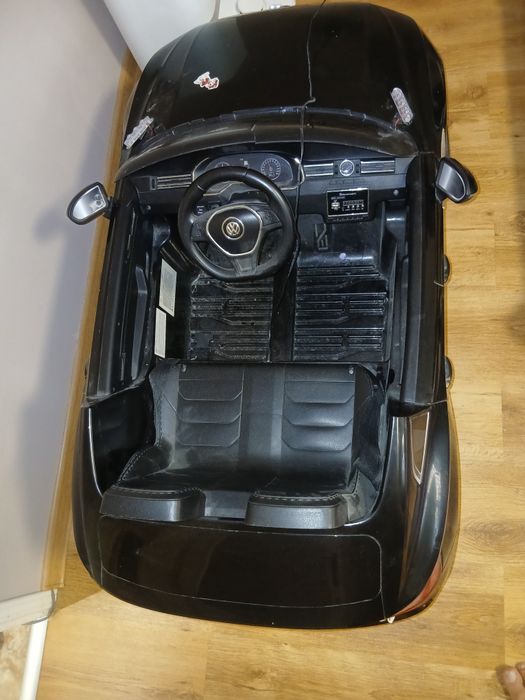 Детска акумулаторна кола