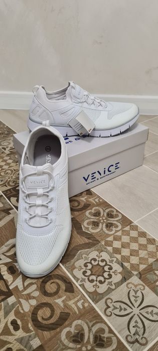 Дамски маратонки