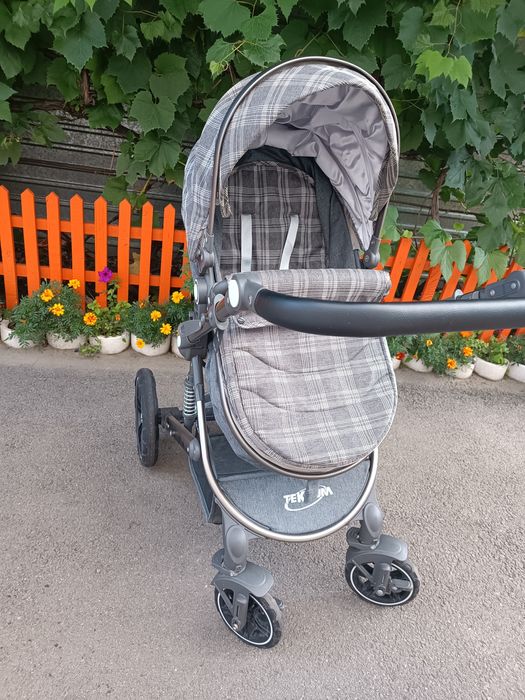 Продам детскую коляску