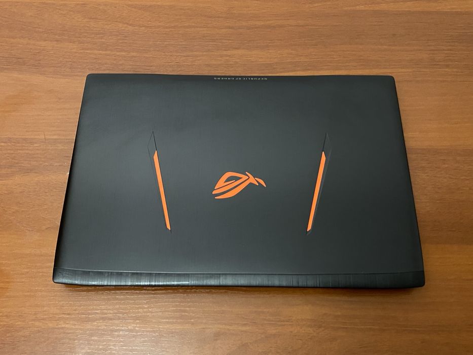 продаю ноутбук ASUS ROG Strix GL502VM