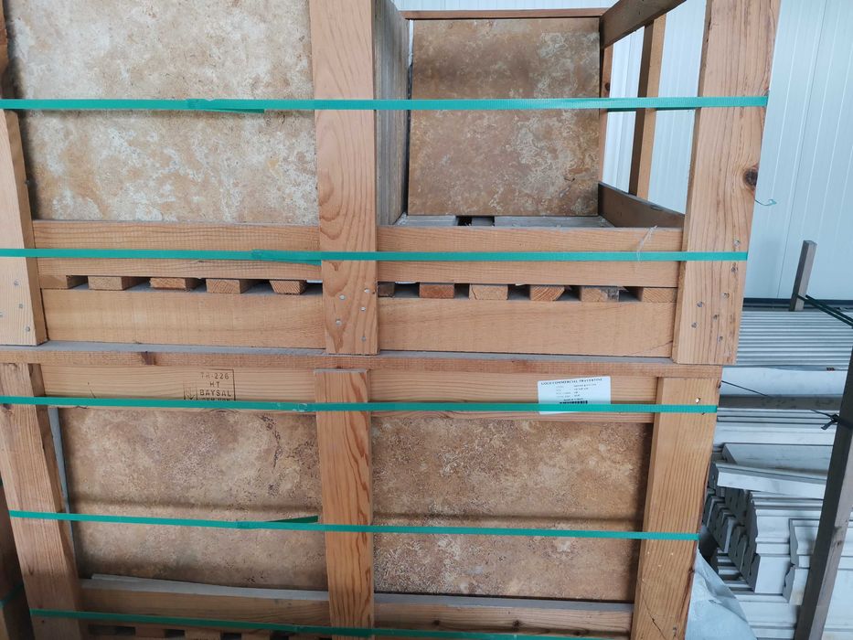 Травертин Мулти Колор Голд - 30 Евро кв.м. с ДДС