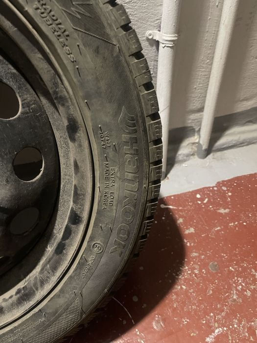 Шины с дисками комплект