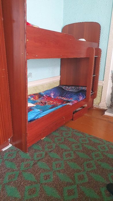 2 каватли кровать сотилади